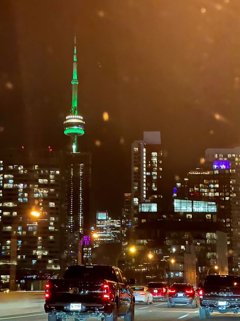 Hey there, wanderlust souls! 🚗💨 I couldn't resist sharing this breathtaking picture of the Toronto skyline at night. It's a visual feast that perfectly captures the essence of road trips and the joy of finally reaching your destination after a long journey. 🌌✨ There's something undeniably sweet about the feeling of arriving in a new city,isn't there? The anticipation, the excitement, and that sense of accomplishment after conquering endless miles of open road. Toronto, my friends, is the ultimate reward at the end of your adventure! 🎉 Picture this: you've been cruising along, singing your heart out to your favorite tunes, and suddenly, you catch a glimpse of the iconic CN Tower piercing the night sky. Your heart skips a beat, and you can't help but feel a surge of energy and wonder. 🌟 Can Tower Toronto, Heart Skips A Beat, Adventure Picture, Skyline At Night, Toronto Skyline, Toronto Travel, Long Journey, Open Road, New City