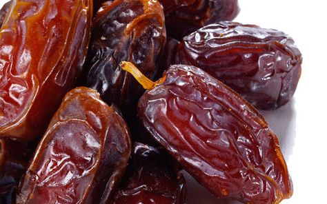 10 Benefits of Consuming 3 Dates Every Day Benefits Of Dates, Small Fruit Trees, Dates Benefits, Regular Bowel Movements, Lower Your Cholesterol, Improve Gut Health, Improve Brain Function, Improve Heart Health, Healthy Blood Pressure