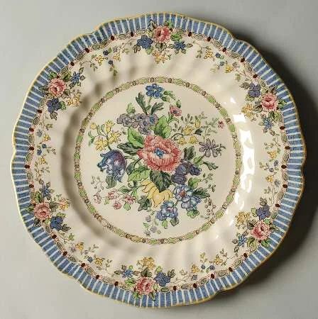 Royal Doulton China, Old Plates, Antique Dishes, China Dishes, Pretty Plates, China Plates, Beautiful Plates, Antique China, China Patterns