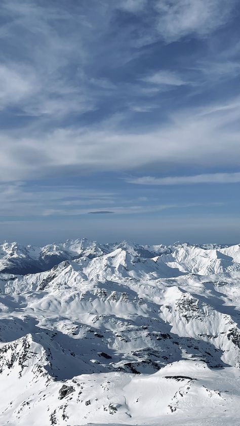 French Alps Ski, Day And Nite, Snow Girl, Winter Wallpaper, French Alps, Winter Scenery, Snow Mountain, Snowy Day, Ski Trip