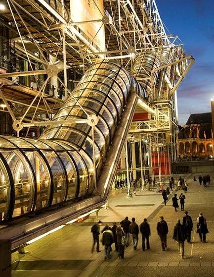 Centre Georges Pompidou, Paris Paris Architecture, Beautiful Paris, Paris Travel Guide, Renzo Piano, Centre Pompidou, Paris Photo, Paris City, Paris Travel, France Travel