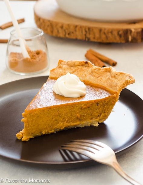 Chai Pumpkin Pie, Thanksgiving Desserts Pumpkin, Punch Club, Gluten Free Thanksgiving Recipes, Favorite Holiday Desserts, Pumpkin Syrup, Torte Recipe, Pumpkin Recipes Dessert, Favorite Pie