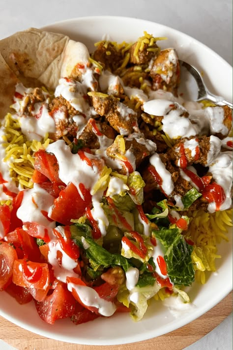 Halal Guys Chicken, Halal Cart Chicken, Rice Platter, Halal Guys, Halal Chicken, Chicken Over Rice, Quick Delicious Meals, 30 Min Meals, Crowd Pleasing Recipes