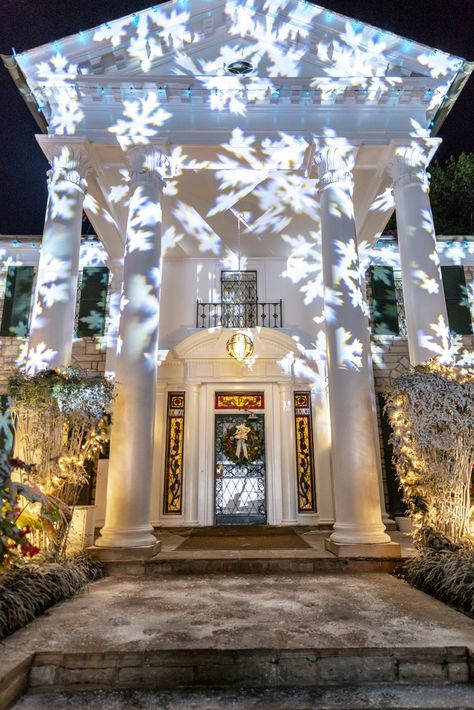 Photos: See Inside Graceland as Kellie Pickler Talks About Her Hallmark Movie Christmas at Graceland Graceland At Christmas, Graceland Christmas, Christmas At Graceland, Graceland Elvis, Kellie Pickler, Movie Christmas, Elvis Presley Images, Knock On The Door, Hallmark Movie