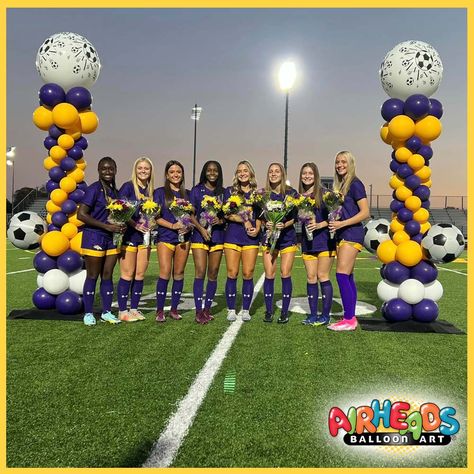 Soccer Balloon Arch, Soccer Balloon Arch Ideas, Gym Decorations For Senior Night, Senior Night Balloons, Football Banquet Backdrop, Sports Banquet Backdrop Ideas, Volleyball Senior Night Balloon Arch, Soccer Senior Night Ideas, Senior Night Gym Decorations Volleyball