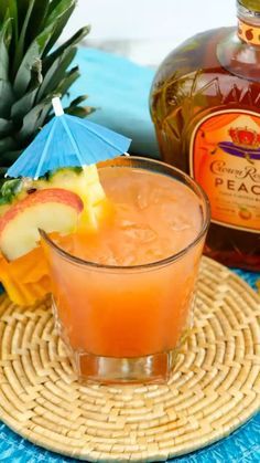 Peach Crown Drinks Recipes, Crown Royal Recipes, Crown Royal Peach, Drink Video, Peach Drink, Crown Royal Drinks, Peach Beach, Beach Drink, Peach Vodka