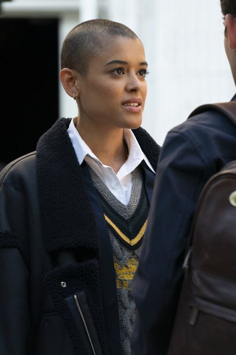 Julien Calloway, Buzzcut Girl, Jordan Alexander, Short Cuts, Sleek Look, Gossip Girl, Mode Inspiration, Up Hairstyles, Her Hair