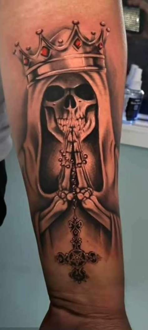 See No Evil Speak No Evil Skull Tattoo, Santa Muerte Tattoo For Men, Santa Muerte Tattoo Stencil, Santa Muerte Drawing, Mexican Tattoo Ideas For Men, Santa Muerte Tattoo, Traditional Tattoo Man, Saint Tattoo, Mexico Tattoo