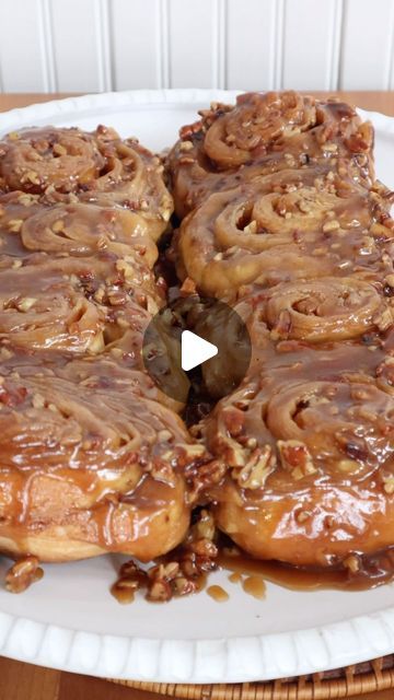 Carmel Cinnamon Roll, Carmel For Rolls, Caramel Pecan Cinnamon Rolls Cinnabon, Caramel Pecan Rolls Sticky Buns, Carmel Cinnamon Rolls Sticky Buns Recipe, Carmel Coffee, Caramel Pecan Pie, Pecan Cinnamon Rolls, Cinnamon Roll Casserole