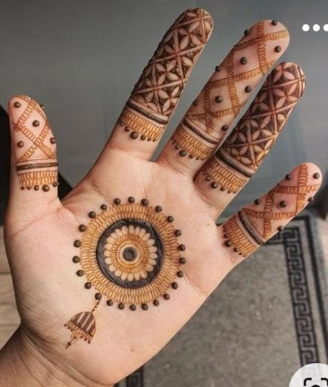 Palm Mehndi Design, Mehndi Designs Bridal Hands, Henna Art Designs, Simple Mehndi Designs Fingers, Very Simple Mehndi Designs, Modern Mehndi Designs, Engagement Mehndi Designs, Latest Bridal Mehndi Designs, Mehndi Designs Front Hand