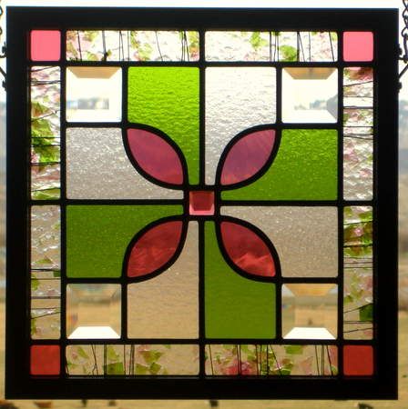 stained glass Stained Glass Window Designs Simple, Lead Light, Leadlight Windows, Stain Glass Window Art, Stained Glass Quilt, Glass Window Art, Stained Glass Window Panel, Stained Glass Decor, Quilt Squares