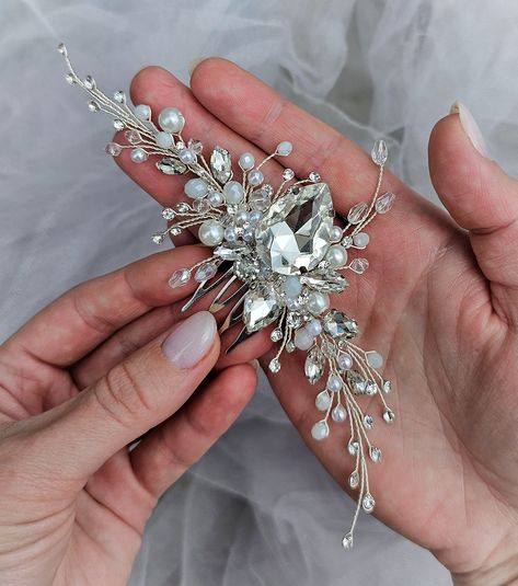 Hair Piece Wedding Hair, Bridesmaid Hair Pieces, Jewelry Prom, Hair Piece Wedding, Silver Hair Comb, Brunette Makeup, Bridesmaids Hair, Wedding Hair Jewelry, Silver Head Piece