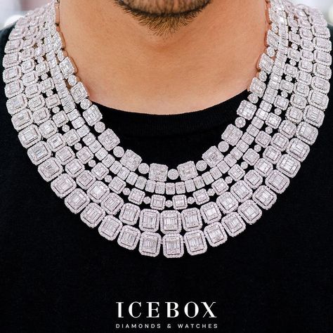 #Icebox Diamonds & Watches on Instagram: “Who was the first rapper to make #Baguette diamonds popular? 🥖💎🥖” Diamond Neckalce, Men Decor, Iced Out Jewelry, Baguette Necklace, Cuban Link Necklace, Original Necklace, Expensive Jewelry Luxury, Engagement Rings Affordable, Diamond Jewelry Necklace