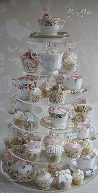 I WILL do this for a friend's bridal shower Tea Party Ideas For Women Table Settings, Cupcakes In Tea Cups, Vintage Decoration Party, Cotton And Crumbs, Tea Cup Cupcakes, Vintage Dessert Tables, Vintage Tea Rooms, Vintage High Tea, Tea Cup Cake