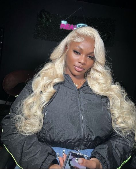 Bombshell Curls, Frontal Wig Hairstyles, Birthday Hairstyles, Blonde Lace Front Wigs, Hair Ponytail Styles, Dope Hairstyles, Platinum Blonde Hair, Looks Black, Front Lace Wigs Human Hair