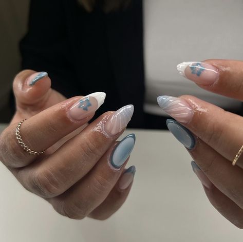 Island Girl Nails, Flower Nails Blue, Blue Aura Nails, Blue French Nails, Ocean Blue Nails, Blue Summer Nails, Ocean Nail Art, Insta Nails, Island Nails