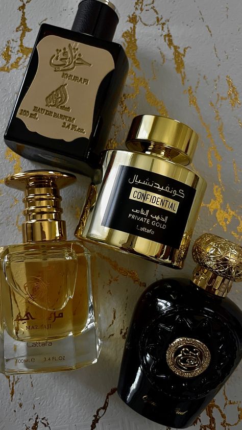 Best Perfume For Men, Black Perfume, Oud Perfume, Best Fragrance For Men, Perfume Display, Perfume Bottle Design, Fragrances Perfume Woman, Perfume Floral, Perfume Collection Fragrance