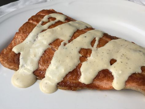 Cream Cheese Sauce For Salmon, Carnivore Diet Salmon Recipe, Cream Cheese Sauce For Fish, Carnivore Diet Sauce Recipes, Carnivore Salmon Recipe, Conavour Diet, Carnivore Diet Sauces, Carnivore Sauce Recipes, Carnivore Fish Recipes