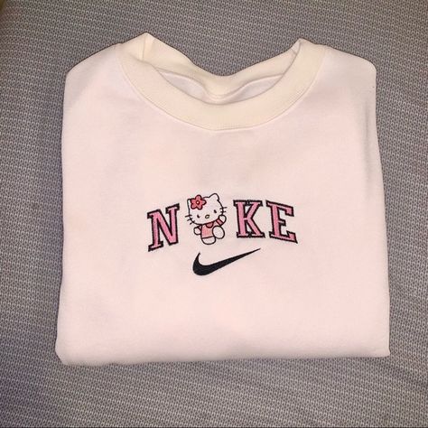 Hello Kitty Nike, Hello Kitty Hoodie, Hello Kitty Sweatshirt, Kitty Clothes, Hello Kitty Clothes, Cute Nike Outfits, Hello Kitty Accessories, Nike Crewneck, Cute Shirt Designs