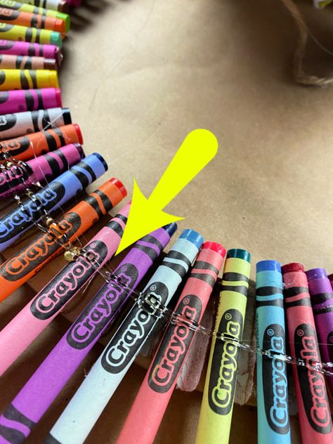 Teacher Door Wreaths, Teacher Crayon Wreath, Back To School Wreath, Pencil Wreath, Classroom Wreath, Crayon Wreath, School Wreaths, Teacher Wreaths, Making Crayons