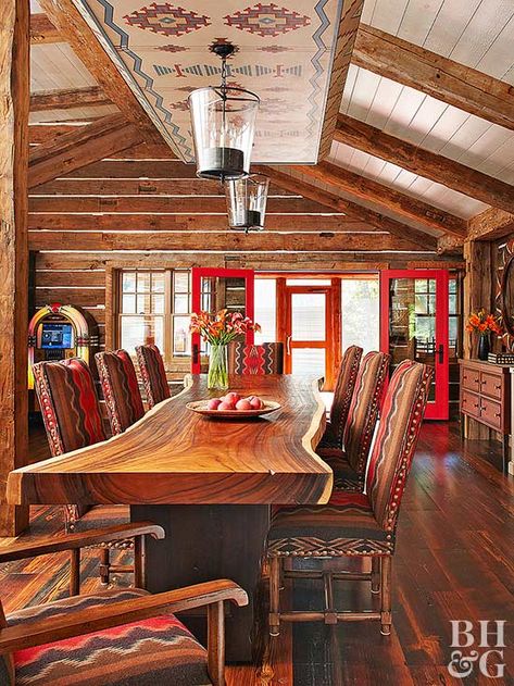 Rustic Comfort Southwestern Interior Design, Southwestern Interior, Southwestern Furniture, Southwestern Home Decor, Patterned Furniture, Southwestern Home, Tuscan Decorating, Western Homes, Southwestern Decorating