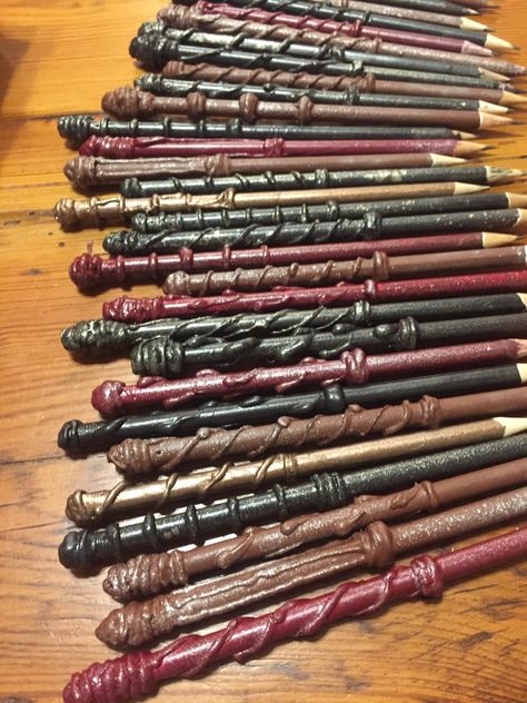 Wand Pencils, Pencil Wands, Hery Potter, Harry Potter Bridal Shower, Harry Potter Bag, Harry Potter Theme Birthday, Cumpleaños Harry Potter, Harry Potter Bday, Harry Porter