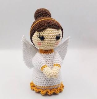 PATRONES AMIGURUMI GRATIS: PATRON GRATIS ANGEL AMIGURUMI 44661 Crochet Angels, Crochet Xmas, Godmother Gifts, Diy Crochet Projects, Felt Toys, Crochet Home, Crochet Patterns Amigurumi, Amigurumi Doll, Christmas Angels