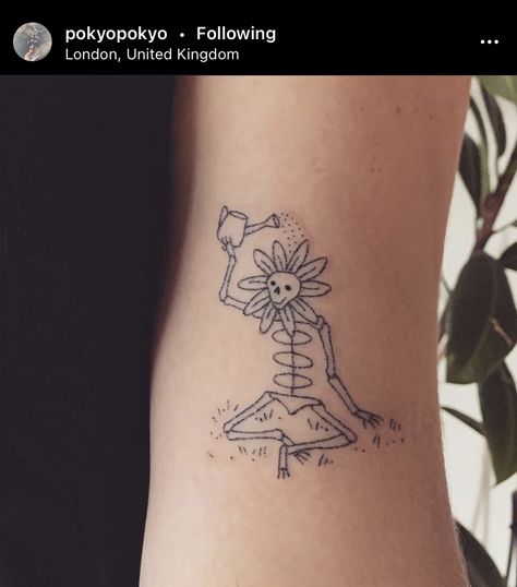 Unique Minimalist Tattoo, Flower Skeleton, Mandala Hand Tattoos, Skeleton Tattoo, Skeleton Tattoos, Hand Tattoos For Women, Dope Tattoos For Women, Weird Tattoos, Line Work Tattoo