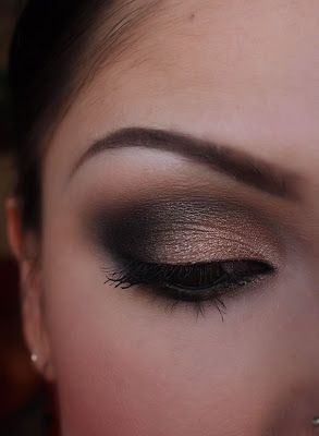 Nude Smokey Eye, Dramatic Smokey Eye, Black Eye Makeup, Black Smokey Eye, Bronze Makeup, Smokey Eye For Brown Eyes, Beauty Make-up, Makijaż Smokey Eye, Trendy Makeup