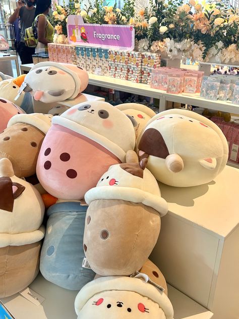 cute stuffed animals, boba stuffed animal, miniso, pig penguin cat bird cow dog bee panda stuffed animals, aesthetic toys, sleeping, room decor, cute aesthetic pillows, cute gift ideas for friends, couple girlfriend boyfriend best friend ideas, korean asian store Korean Stuff Toys Aesthetic, Boba Stuffed Animal, Plushie Store Aesthetic, Plushies Korean, Miniso Store Aesthetic, Sleeping Room Decor, Stuffed Animals Aesthetic, Cute Gift Ideas For Friends, Best Friend Ideas