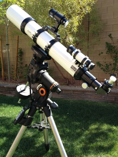 Telescope Aesthetic, Amateur Astronomy, Curiosity Rover, Astronomy Lover, Electron Microscope, Star Chart, Celebrity Travel, Telescopes, Space Science