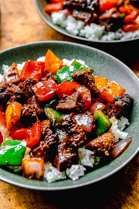 Beef Cubs Recipes Meals, Beef Loc Lac, Shaken Beef Vietnamese, Recipes With Cubed Beef, Bo Luc Lac, Cube Beef Recipes, Beef Cubes, Bo Luc Lac Recipe, Beef Cubes Recipe