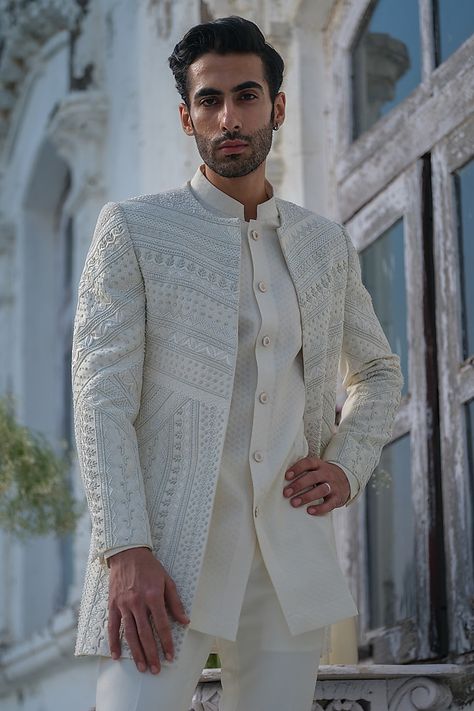 Wedding Outfit Indian Men, Prince Coat Design For Men, Open Jodhpuri Suits For Men, Indo Western Outfits For Men Engagement, Blazer Ideas For Men, Men Indowestern Wear, Bandgala For Men, Bandhgala Suit Men, Open Jodhpuri