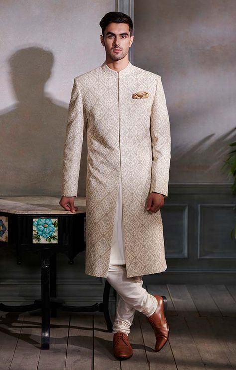 Bridal Couture 2021 Sherwani Designs For Groom, Indian Wedding Clothes For Men, Asian Wedding Dress Pakistani, Sherwani For Men Wedding, Groom Dress Men, Wedding Outfits For Groom, Wedding Dresses Men Indian, Men's Wedding Outfit, Sherwani Groom