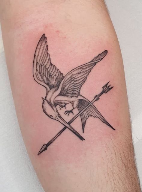 Ballad Of Songbirds And Snakes Tattoo, Mockingjay Tattoo, Hunger Games Tattoo, Mockingbird Tattoo, Mama Tattoos, Tatuaje Studio Ghibli, Games Tattoo, J Law, Mommy Tattoos