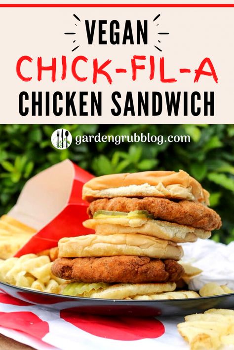 Vegan Chicken Recipes, Chick Fil A Recipe, Chick Fil A Sandwich, Vegan Meat Recipe, Vegetarian Chicken, Vegan Chicken, Chicken Sandwich Recipes, Vegetarian Sandwich, Vegan Meal Plans