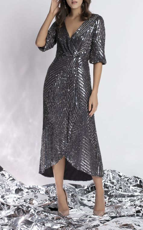 Sequin Western Dress, Shimmer Dresses For Women, Shimmer Dress Outfit, Glitter Dress Outfit, Party Wear Dresses Western, Shimmer Top, Stylish Gown, Western Dresses For Women, Rachel Gilbert