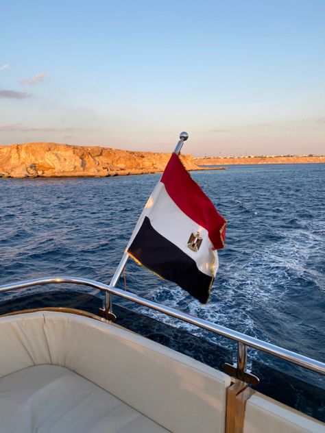 Hurghada Egypt Aesthetic, Hurgada Aesthetic, Sahel Aesthetic, Egypt Mediterranean, Cairo Egypt Aesthetic, Cairo Aesthetic, Egypt Nile River, Aesthetic Egypt, Temple Of Luxor