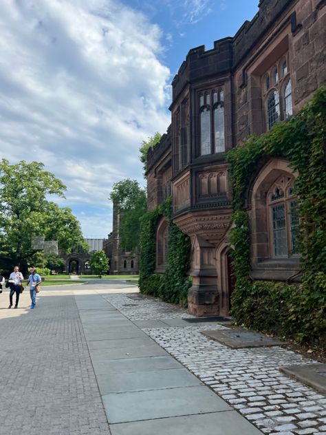 Princeton Campus, Princeton University Campus, Harvard Campus, Yale College, Ivy League Colleges, Dream University, Academic Aesthetic, Ivy League Schools, College Acceptance