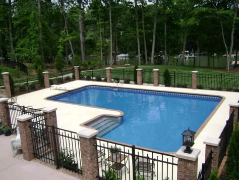 I actually like this fence around the pool and with even a larger paver area, it would be more spacious. Fence Around Pool, Pool Landscaping Ideas, Swimming Pool Photos, Pools Backyard Inground, Inground Pool, Backyard Pool Landscaping, Pool Fence, Dream Pools, Pool Photos