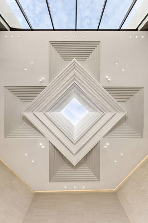 Lobby Ceiling Design Modern, Lobby Ceiling Design, Matrix Design, Luxury Ceiling Design, False Ceiling Ideas, False Ceiling Designs, Ceilings Design, International Interior Design, Fall Ceiling