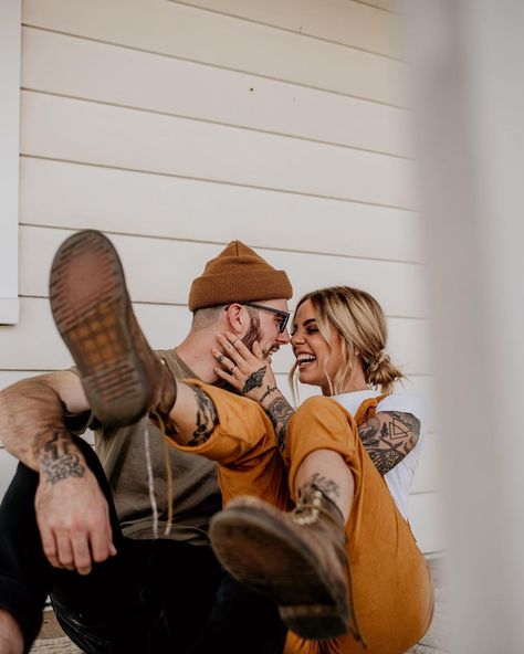 Maria Armstrong, Maria Layton, Couple Outfit Ideas, Couples Outfit, Earthy Outfits, Boy Tattoos, Mommy Style, Couple Photoshoot Poses, Vibe Clothes