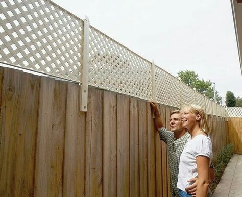 Privacy Fence Extension, Backyard Privacy Fence, Fence Extension, Yard Privacy, Diy Privacy Fence, Privacy Fence Designs, Cheap Backyard, Pallet Fence, Garden Privacy