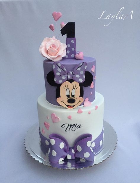 Minnie Mouse in purple 💜 love it :) Minnie Mouse is carved from saracino and hand painted . Minnie Mouse Purple Birthday, Pink And Purple Minnie Mouse Party, Purple Minnie Mouse Cake, Minnie Mouse Cake Decorations, Mini Mouse Birthday Cake, Cupcakes Minnie Mouse, Minnie Cakes, Minnie Mouse Birthday Cake, Tårta Design