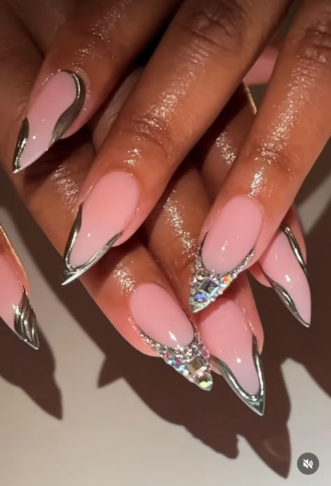 Long Nail Designs Chrome, Miami Nail Designs, Chrome Pointy Nails, Silver Abstract Nails, Nail Designs With Jewels, Cynthia Erivo Nails, Xl Chrome Nails, Pretty Chrome Nails, Chrome French Tip Nails Stiletto