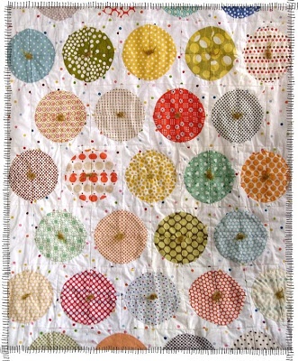 Polka Dot Quilts, Quilt Modernen, Circle Quilts, Silly Things, Quilting Tips, Quilting Tutorials, Quilt Tutorials, Scrap Quilts, Crazy Quilts