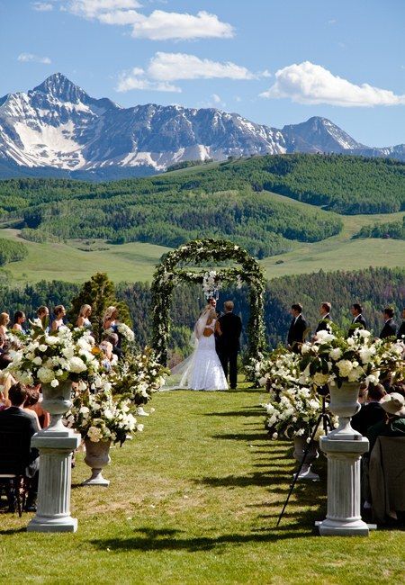 Fall Mountain Wedding, Wedding In The Mountains, Mountain Top Wedding, Telluride Colorado, Mountain Wedding Venues, Mountain Wedding Colorado, Colorado Wedding Venues, Weddings By Color, Inexpensive Wedding Venues