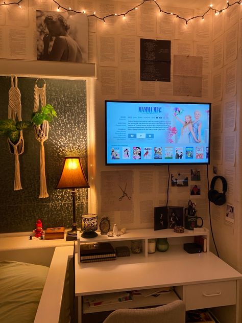 Small Bedroom Ideas With Tv And Desk, Small Tv Set Up Bedroom, Small Tv In Bedroom, Wall Mounted Tv In Bedroom, Tv In Bedroom Ideas Aesthetic, Tv Above Desk, Tv In Small Bedroom, Bedroom Tv Wall Ideas Small Spaces, Small Bedroom With Tv