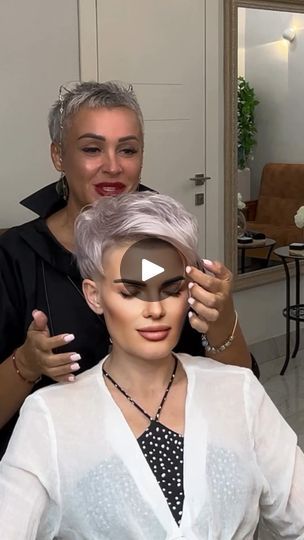 65K views · 308 reactions | Pixie ! Nuanțe moderne de blond pentru un look uimitor | Descopera frumusetea unei tunsori pixie, invaluita in nuante de blond platinat. Ce look spectaculos 🤍  #tunsori  #tunsoripixie #parscurt   #pixicut... | By Tunsori la modaFacebook Pixie Hairstyles, Hair Cuts, Blonde, Hair