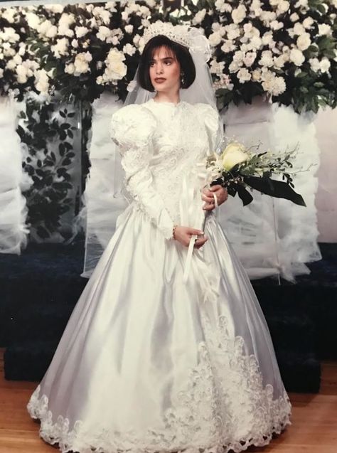 Emily Bunt, Female Experience, I Love My Daughter, Vintage Brides, Hair Haircuts, Corset Lace, Bride Gowns, Vintage Bride, Short Hair Haircuts